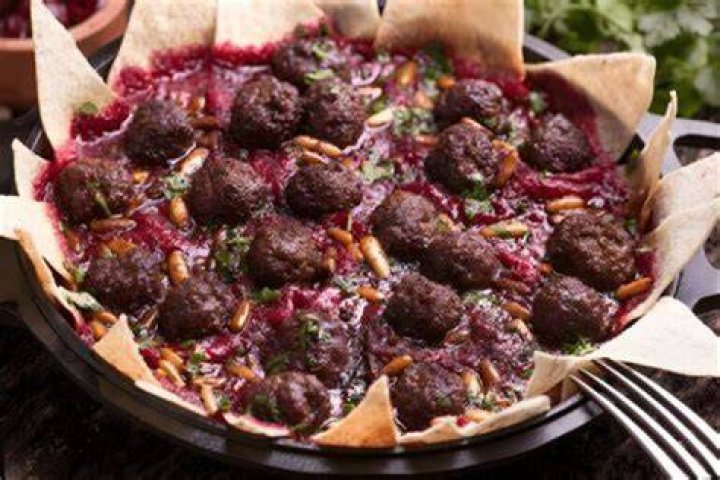 What type of food do Syrians eat?